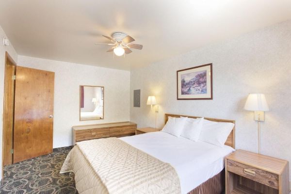 Hotel Glenwood Springs Cedar Lodge